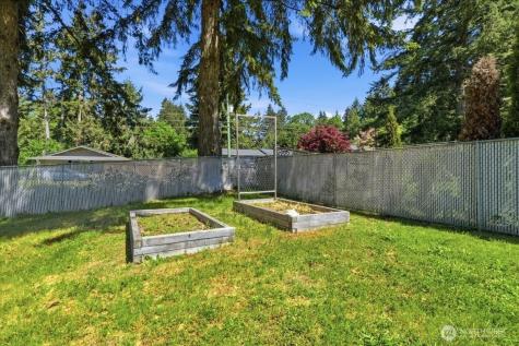 6813 81st Avenue NW Gig Harbor WA 98335