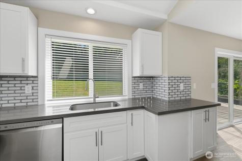 6813 81st Avenue NW Gig Harbor WA 98335