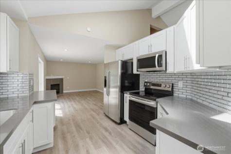 6813 81st Avenue NW Gig Harbor WA 98335