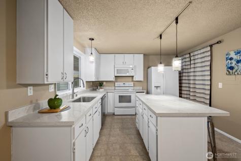 32405 1st Place S Federal Way WA 98003