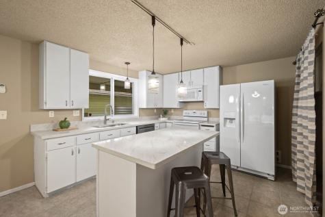 32405 1st Place S Federal Way WA 98003