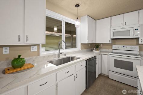 32405 1st Place S Federal Way WA 98003