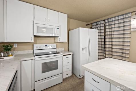 32405 1st Place S Federal Way WA 98003