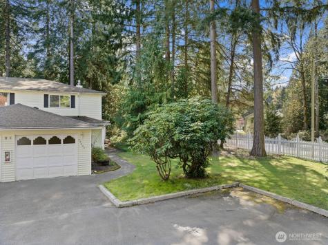32405 1st Place S Federal Way WA 98003