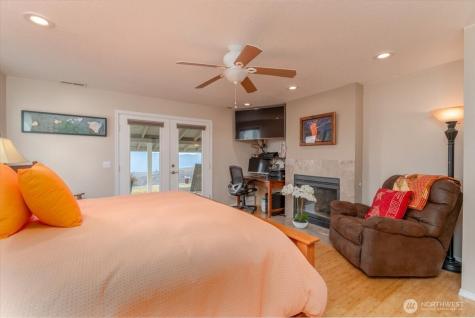 605 Chelan Trails Road Manson WA 98831
