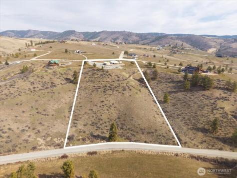 605 Chelan Trails Road Manson WA 98831