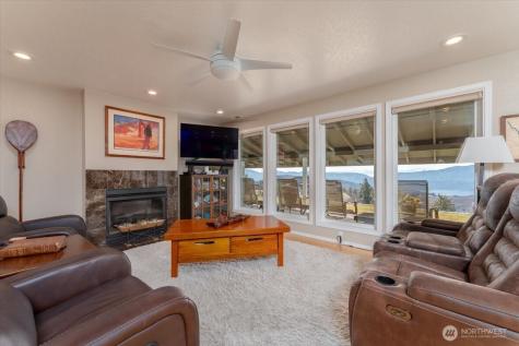 605 Chelan Trails Road Manson WA 98831