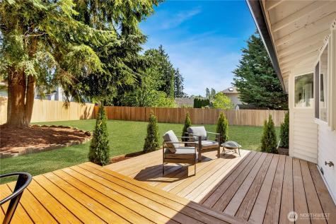16103 E Shore Drive Lynnwood WA 98087