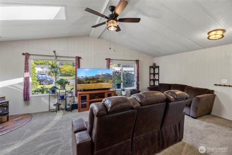 4331 Hamilton Drive Oak Harbor WA 98277