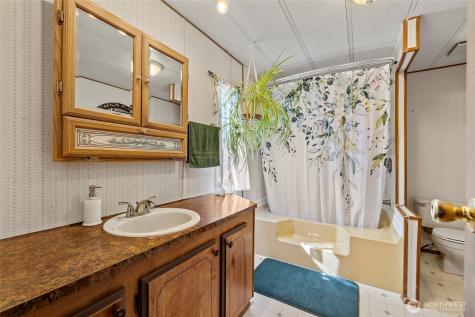 4331 Hamilton Drive Oak Harbor WA 98277