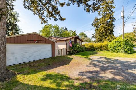 4331 Hamilton Drive Oak Harbor WA 98277