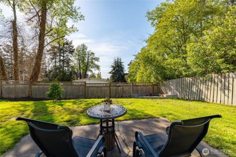 4331 Hamilton Drive Oak Harbor WA 98277