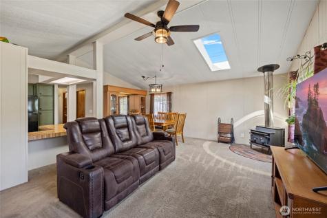 4331 Hamilton Drive Oak Harbor WA 98277