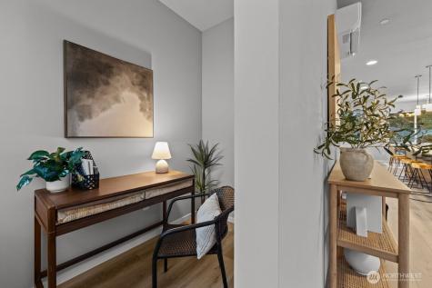 7027 Rainier Drive Everett WA 98203