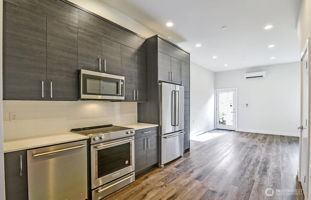 1919 24th Avenue S Seattle WA 98144