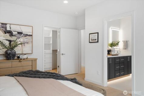 282 118th Avenue SE Bellevue WA 98005