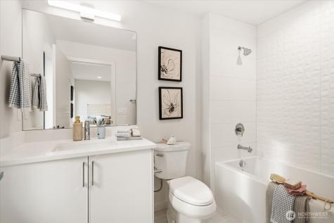 282 118th Avenue SE Bellevue WA 98005