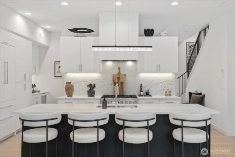 282 118th Avenue SE Bellevue WA 98005