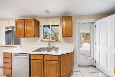 1106 26th Street SE Auburn WA 98002