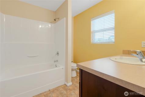 6702 Udall Place SE Auburn WA 98092