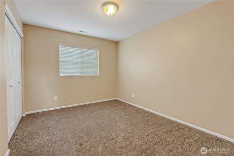 6702 Udall Place SE Auburn WA 98092