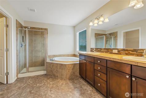 6702 Udall Place SE Auburn WA 98092