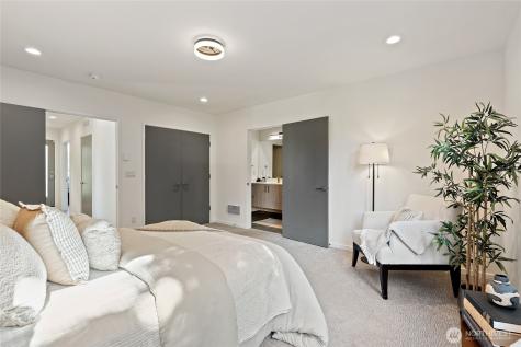 8424 24th Avenue SW Seattle WA 98106