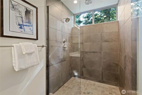 8424 24th Avenue SW Seattle WA 98106