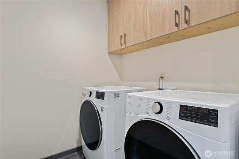 8424 24th Avenue SW Seattle WA 98106