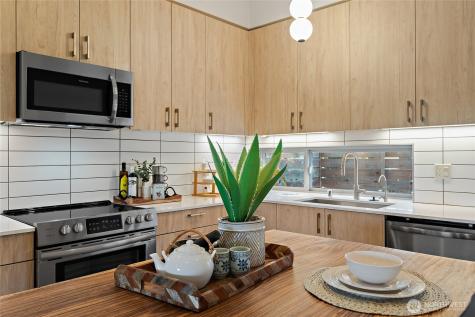 8424 24th Avenue SW Seattle WA 98106