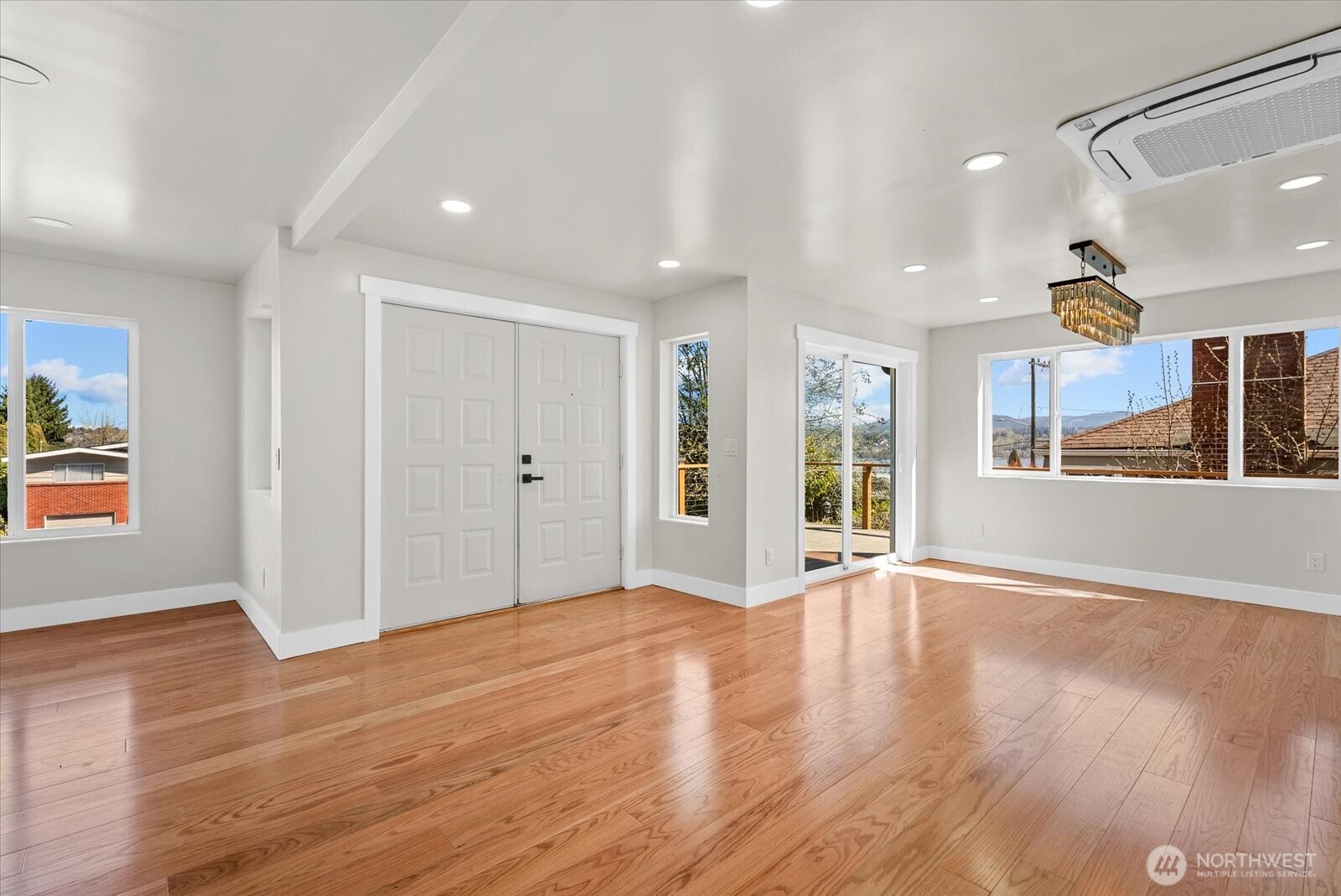 7915 S Lakeridge Drive Seattle WA 98178