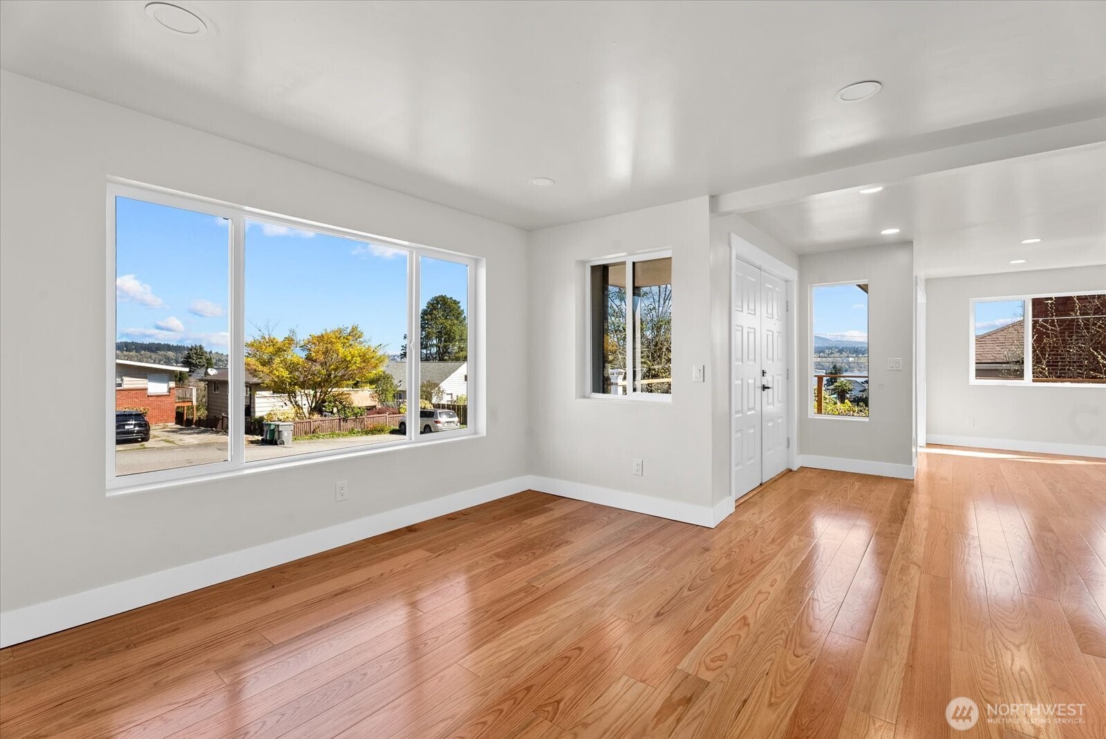 7915 S Lakeridge Drive Seattle WA 98178