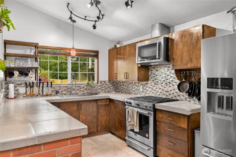 3341 Moody Street Mount Vernon WA 98274