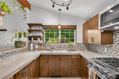 3341 Moody Street Mount Vernon WA 98274