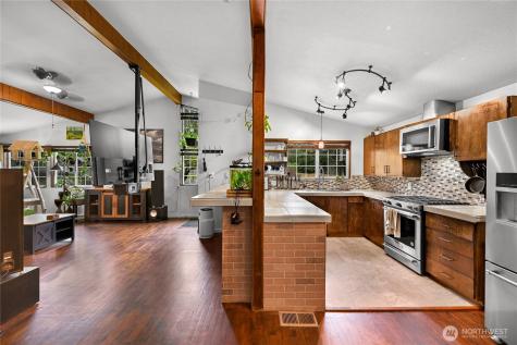 3341 Moody Street Mount Vernon WA 98274