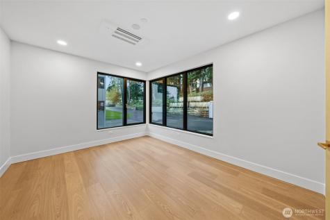 7905 240th Street SW Edmonds WA 98026