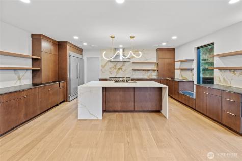 7905 240th Street SW Edmonds WA 98026