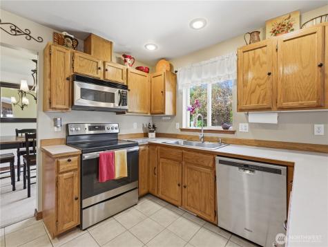 2443 Plateau Drive East Wenatchee WA 98802