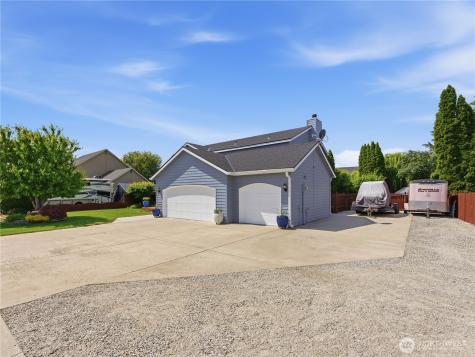 2443 Plateau Drive East Wenatchee WA 98802