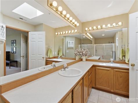2443 Plateau Drive East Wenatchee WA 98802