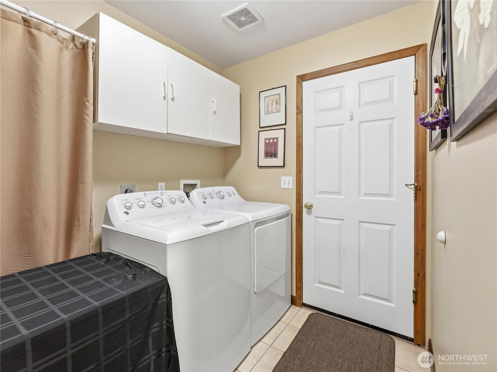 2443 Plateau Drive East Wenatchee WA 98802