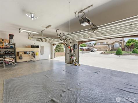 2443 Plateau Drive East Wenatchee WA 98802