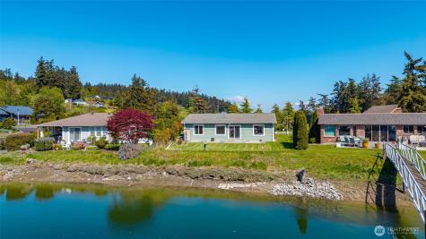 2241 Mariner Beach Drive Oak Harbor WA 98277