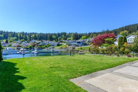 2241 Mariner Beach Drive Oak Harbor WA 98277