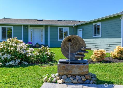 2241 Mariner Beach Drive Oak Harbor WA 98277