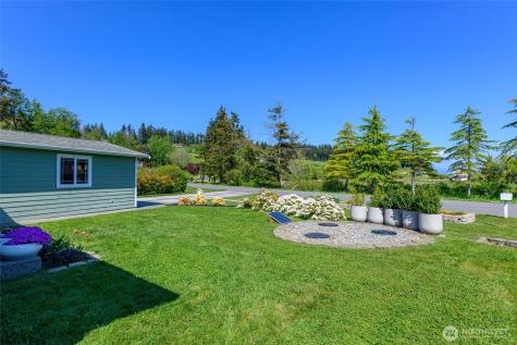 2241 Mariner Beach Drive Oak Harbor WA 98277