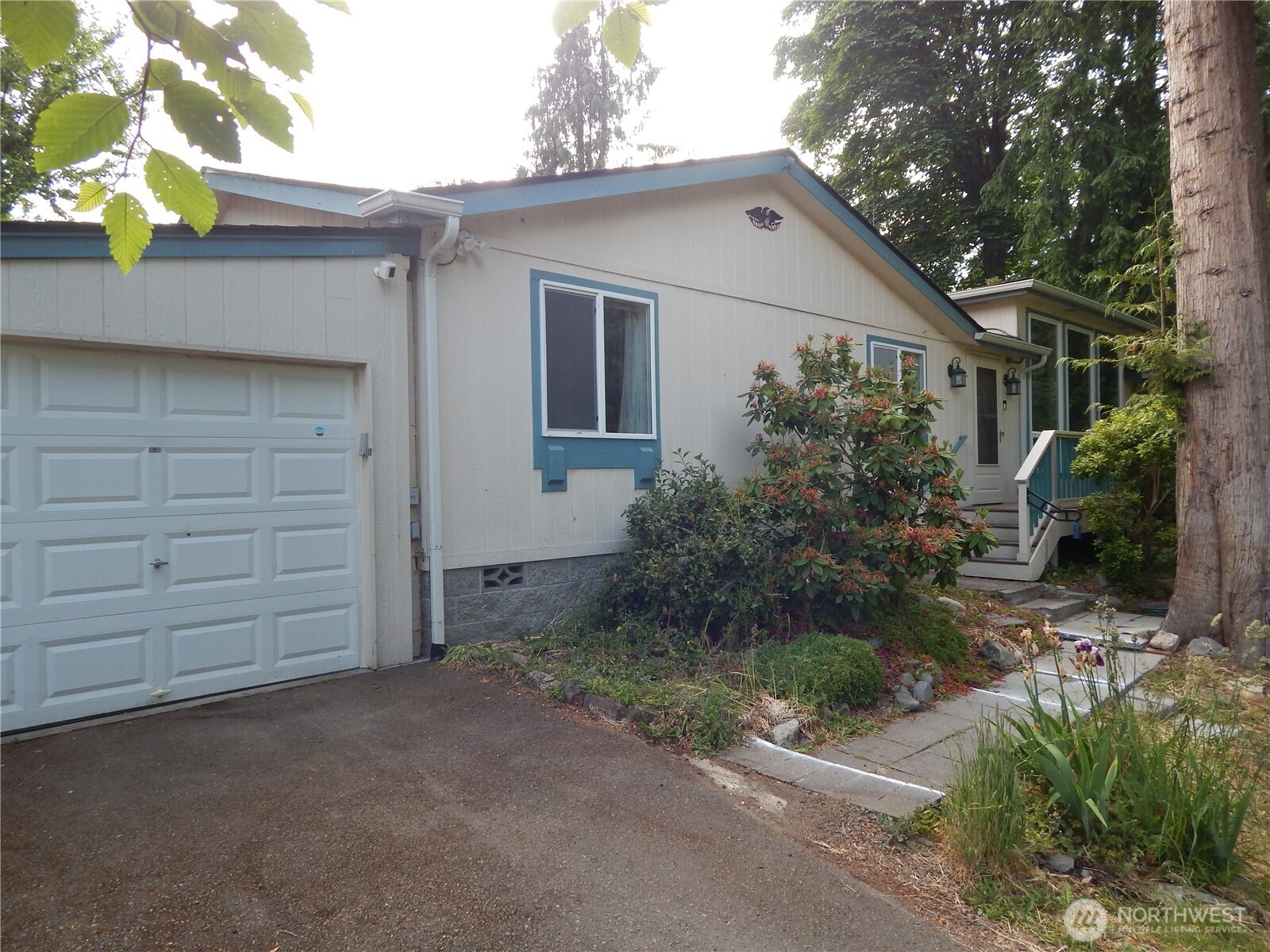 102 Stuart Drive Port Angeles WA 98362