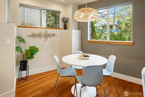2363 S Mcclellan Street Seattle WA 98144