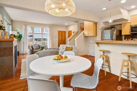 2363 S Mcclellan Street Seattle WA 98144