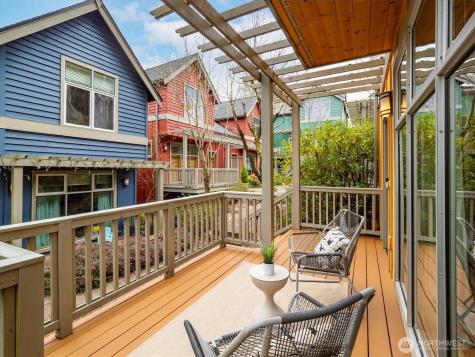 2363 S Mcclellan Street Seattle WA 98144